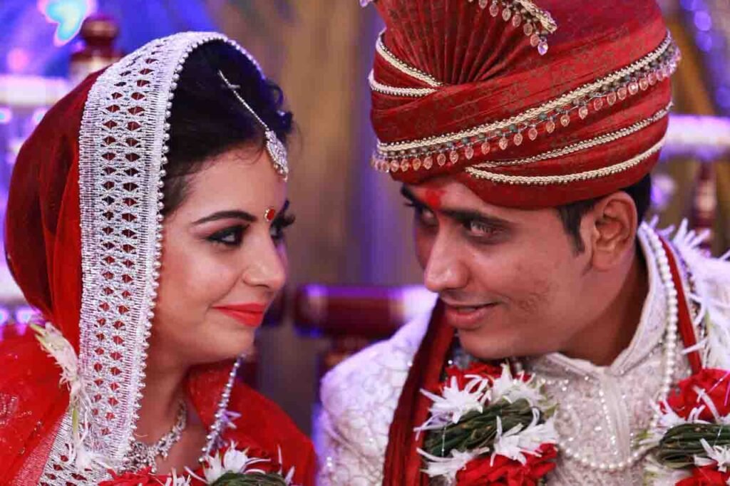 candid wedding photography